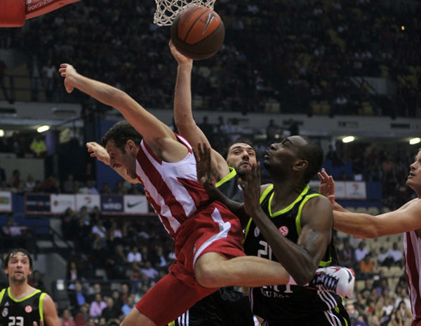 国脚赛季最佳表现，媒体称赞（媒体盛赞国脚赛季巅峰发挥）