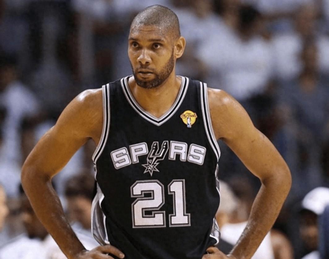 世体：费兰的出色表现让巴萨内部讨论是否要大手笔买前锋（世体：费兰状态爆发，巴萨高层商议是否砸重金引进前锋）