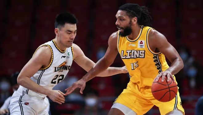 恩比德梦回当年，米切尔大开无双（恩比德重现巅峰，米切尔开启无双模式）