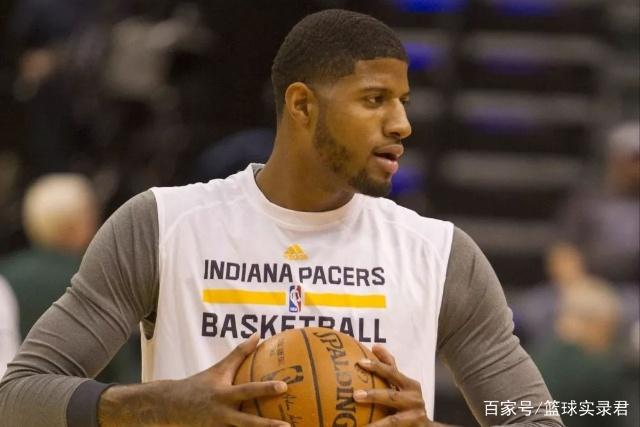 足球这项运动陪伴了我整个初高中，今天我十八岁了，...（从初中到高中，足球一直相伴；十八岁的今天，...）