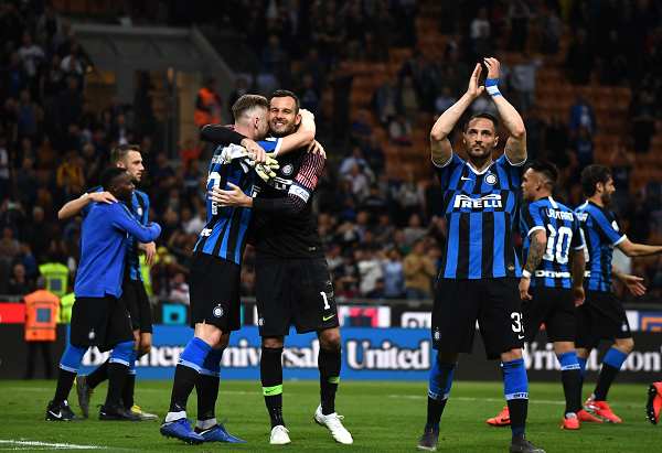 德甲11月最佳球员候选：6球2助攻的昂达夫领衔，奥利塞入选（德甲11月最佳球员候选出炉：昂达夫6球2助攻领跑，奥利塞在列）