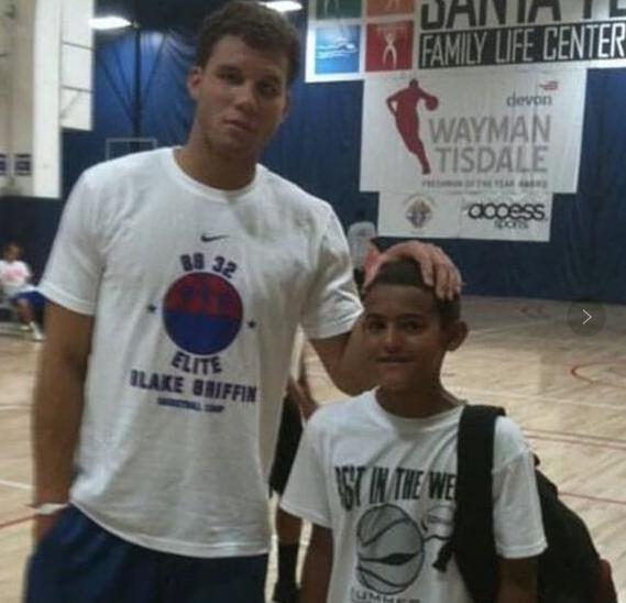 王上源：当年去欧洲试训太煎熬，大概一年时间活在未知世界里（王上源：当年赴欧试训艰难至极，近一年都在不确定中度过）